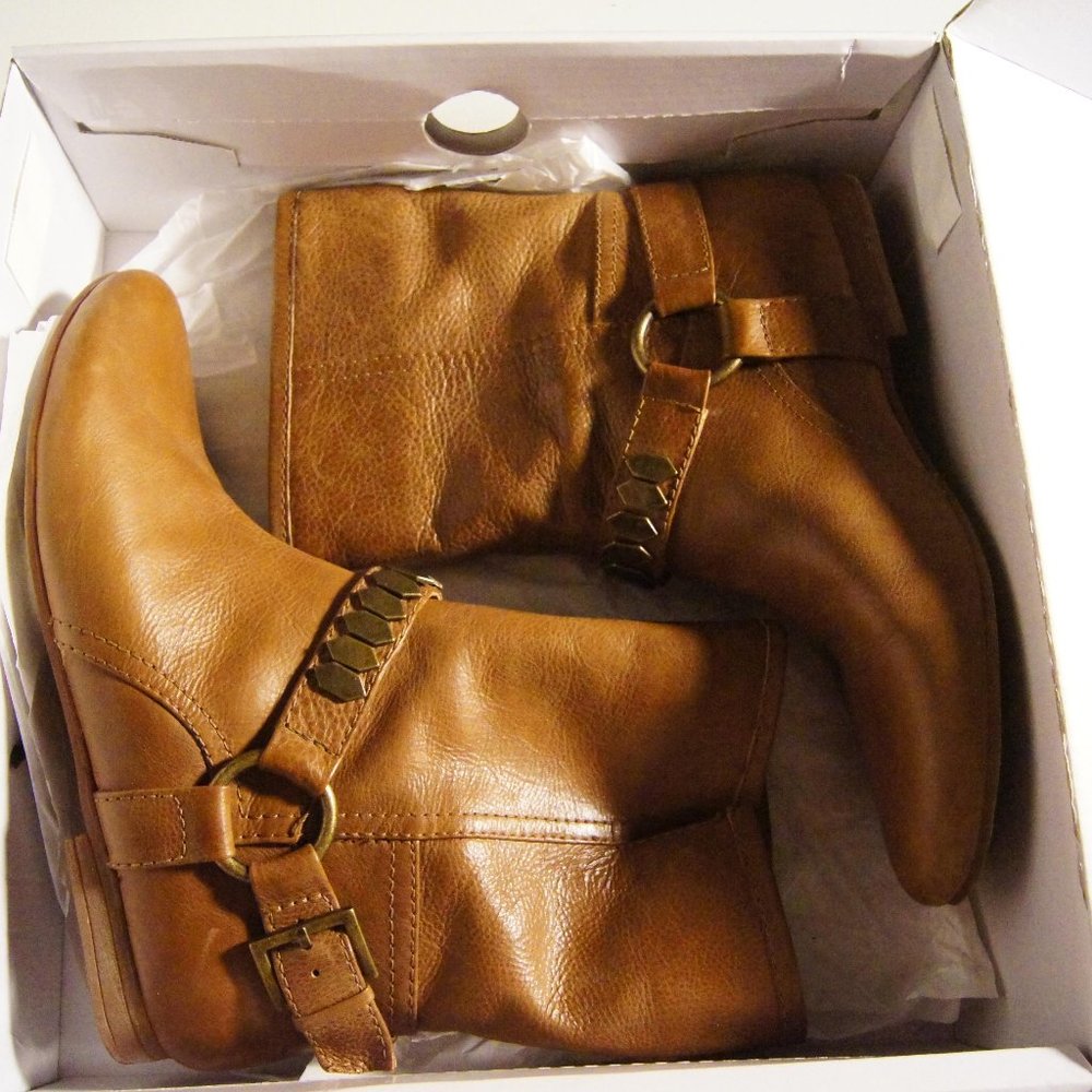 Nine West Emilianao Short Boots